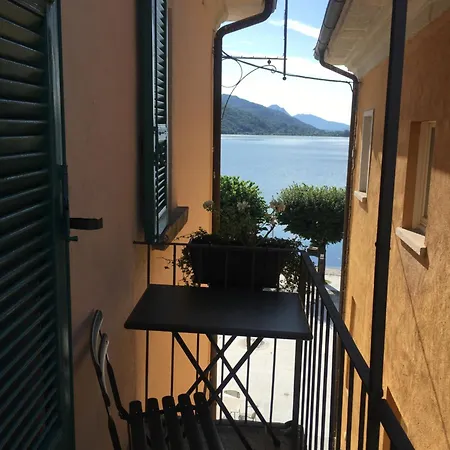 Casa Castagna 1620 Bed & Breakfast Mergozzo Exterior photo